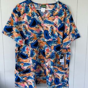NWT Women’s 2XL Sesame Street Cookie Monster Tooniforms Scrub Top